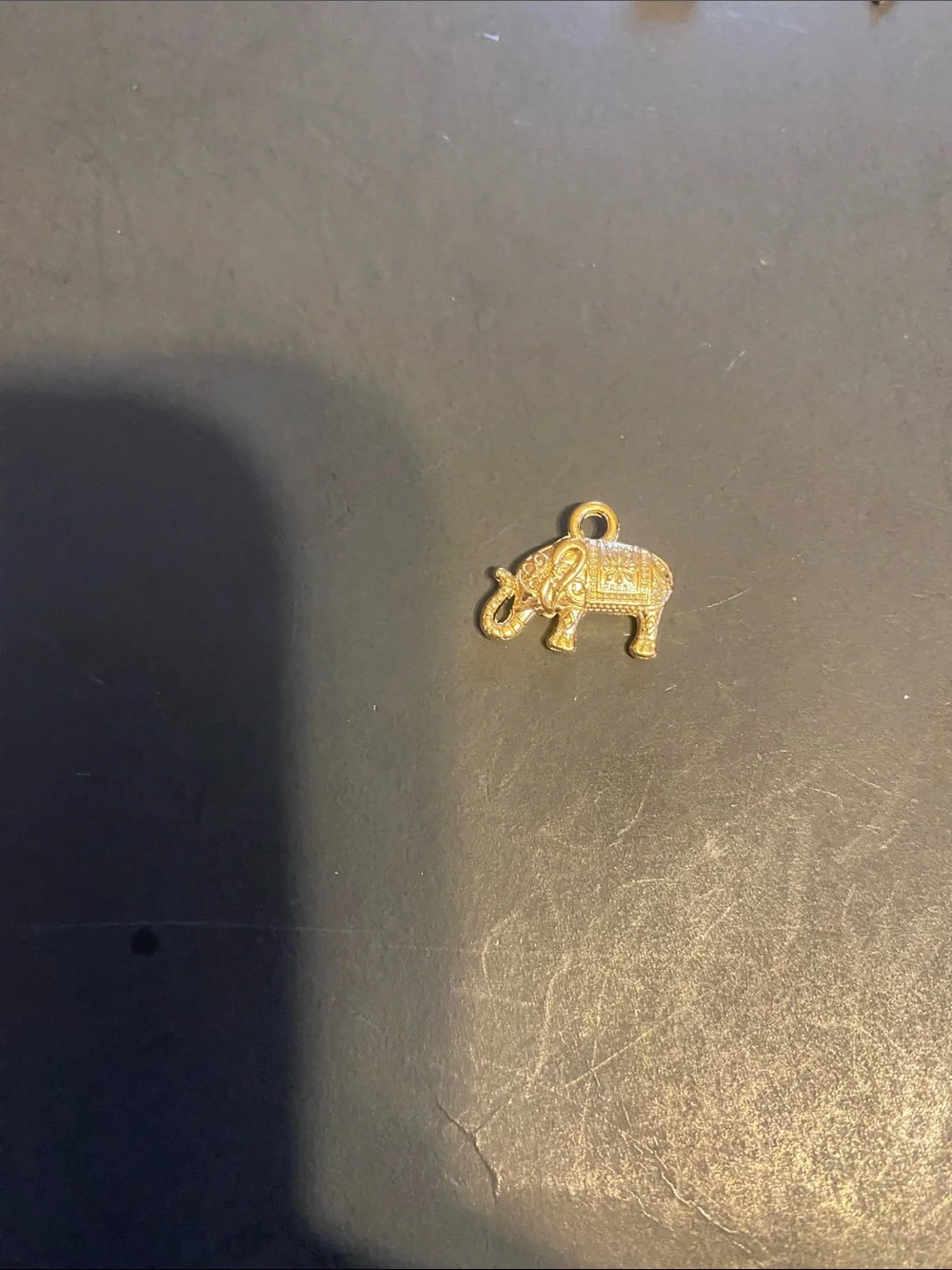 Fashion Jewelry Gold Tone Small Pet Charms Set - Elephant, Bee, Leaf, Dragonfly
